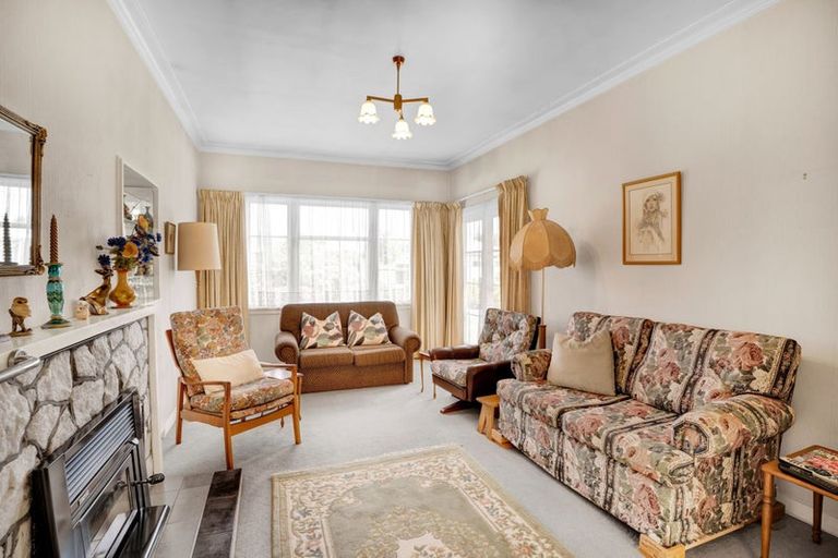 Photo of property in 33 James Street, Inglewood, 4330