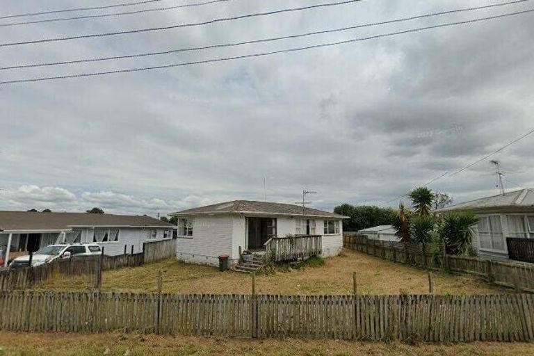 Photo of property in 76 Cargill Street, Papakura, 2110