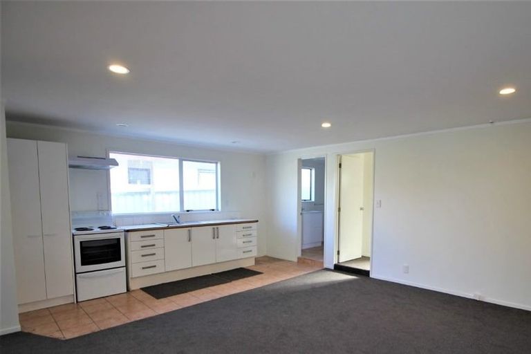Photo of property in 5 Janese Place, Weymouth, Auckland, 2103