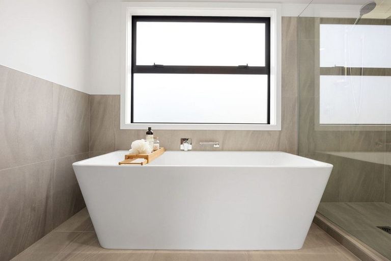 Photo of property in 11 South Oaks Close, Pukemoremore, Cambridge, 3493