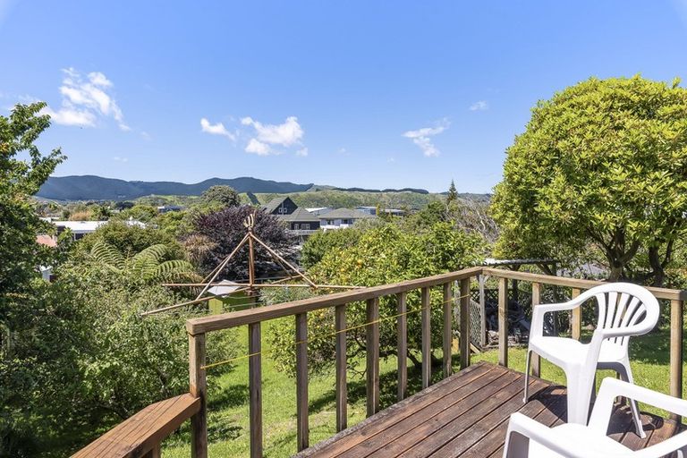 Photo of property in 5 Allen Road, Raumati Beach, Paraparaumu, 5032
