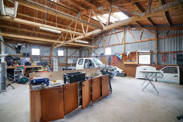 Photo of property in 644 Ryal Bush Wallacetown Road, Wallacetown, Invercargill, 9874