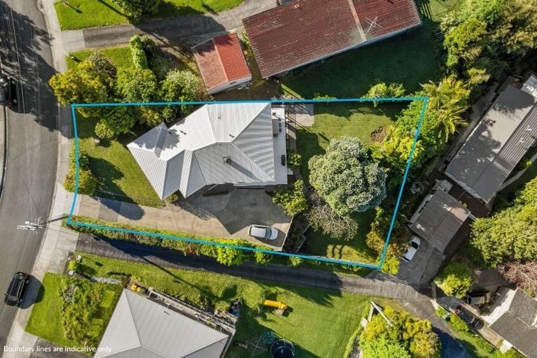 Photo of property in 19 Mcclintock Road, Massey, Auckland, 0614