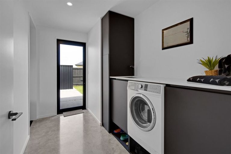 Photo of property in 44 Silver Peaks Drive, West Melton, 7618