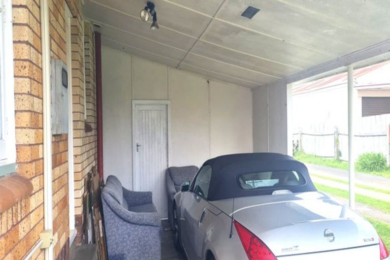 Photo of property in 2/42 Regent Street, Papatoetoe, Auckland, 2025