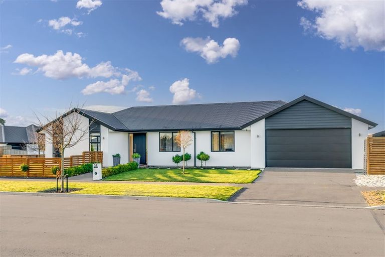 Photo of property in 34 Bill Harvey Drive, Halswell, Christchurch, 8025