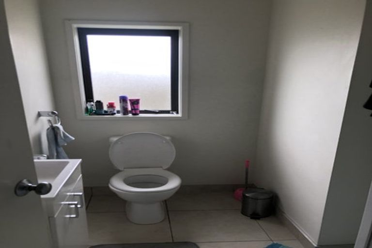 Photo of property in 10 Hill Road, Papatoetoe, Auckland, 2025