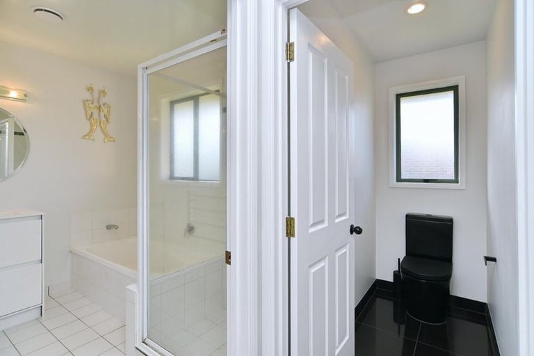 Photo of property in 1 Sandholm Close, North New Brighton, Christchurch, 8083