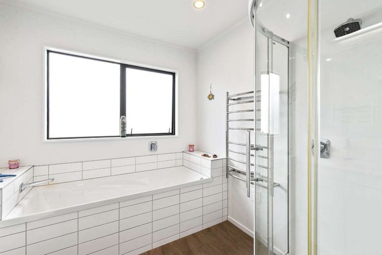 Photo of property in 114a Seaview Road, Paraparaumu Beach, Paraparaumu, 5032