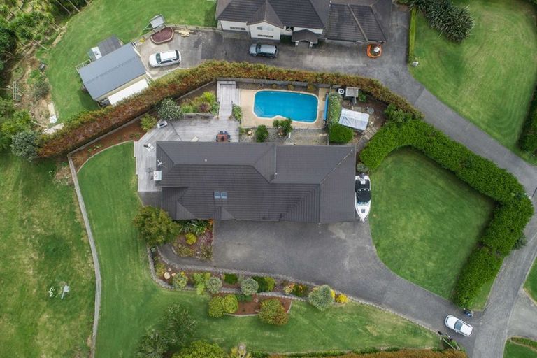 Photo of property in 334c Redoubt Road, Totara Park, Auckland, 2019