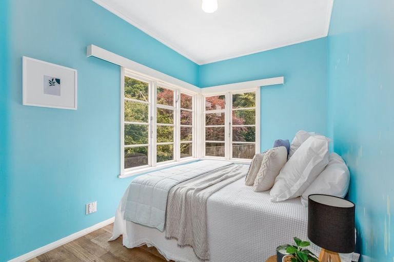 Photo of property in 67 Delhi Crescent, Khandallah, Wellington, 6035