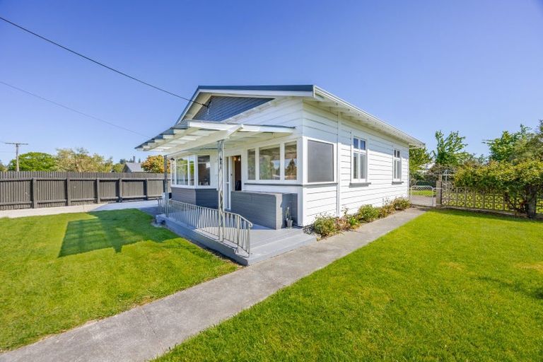Photo of property in 1 Union Street, Waipawa, 4210