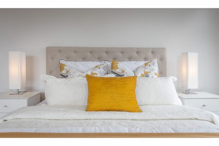 Photo of property in 2/3 Taylors Avenue, Bryndwr, Christchurch, 8052