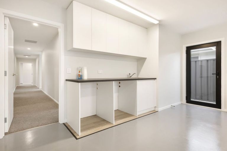 Photo of property in 61 Pelorus Avenue, Poraiti, Napier, 4112