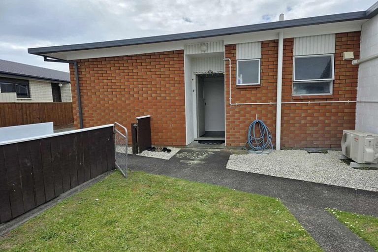 Photo of property in 28a Clemow Road, Fitzroy, New Plymouth, 4312