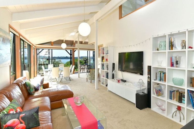 Photo of property in 44 Swann Beach Road, Stanmore Bay, Whangaparaoa, 0932