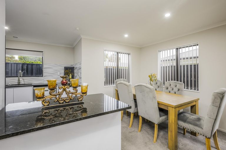 Photo of property in 50a Shirley Avenue, Papakura, 2110