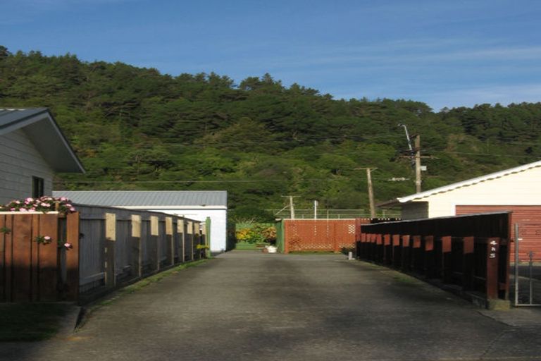 Photo of property in 5 Eldon Grove, Taita, Lower Hutt, 5019