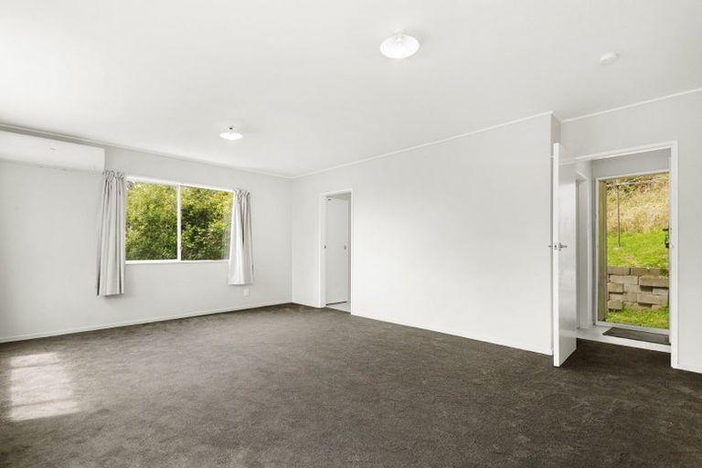 Photo of property in 121 Ohariu Road, Johnsonville, Wellington, 6037