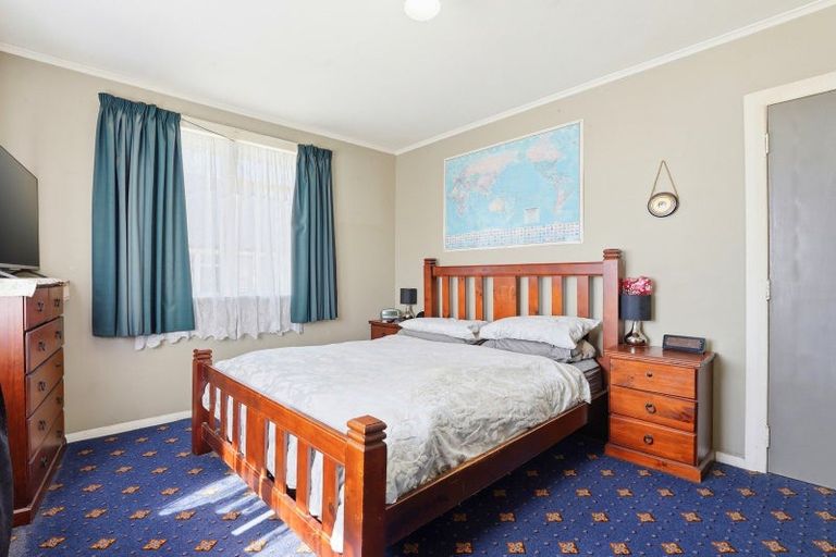 Photo of property in 111 Carlton Avenue, Tawhero, Whanganui, 4501
