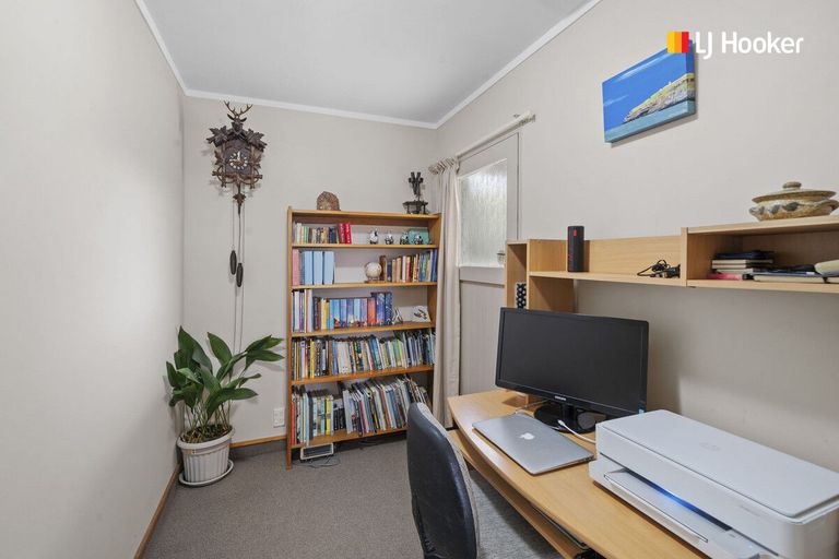 Photo of property in 43 Halfway Bush Road, Halfway Bush, Dunedin, 9076