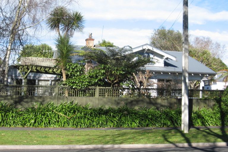 Photo of property in 10 Thames Street, Claudelands, Hamilton, 3214