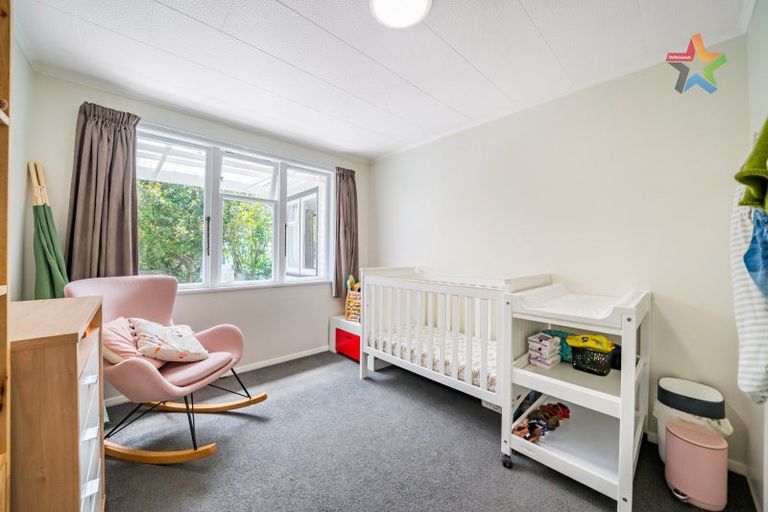 Photo of property in 43 Fleet Street, Naenae, Lower Hutt, 5011