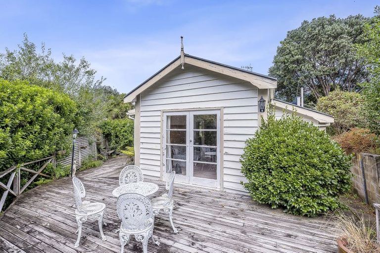 Photo of property in 12 Arawa Street, Raumati Beach, Paraparaumu, 5032