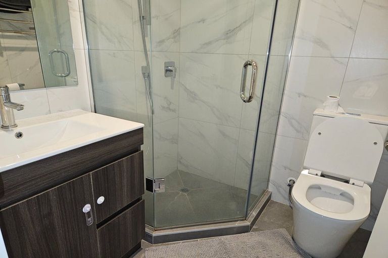 Photo of property in 17 Treeline Lane, Flat Bush, Auckland, 2019