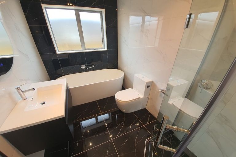 Photo of property in 23 Holcroft Street, Papakura, 2110