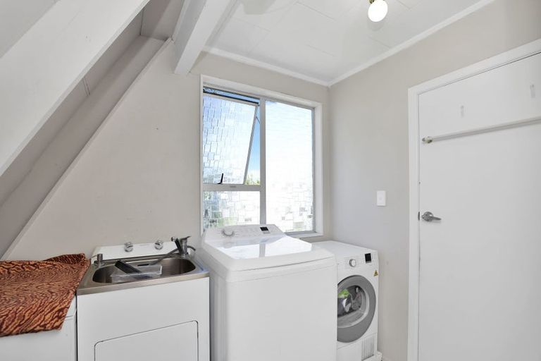 Photo of property in 170 Mcmurdo Street, Tinwald, Ashburton, 7700