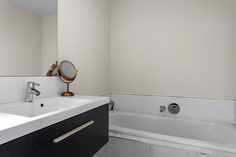 Photo of property in 2/78 Canon Street, St Albans, Christchurch, 8014