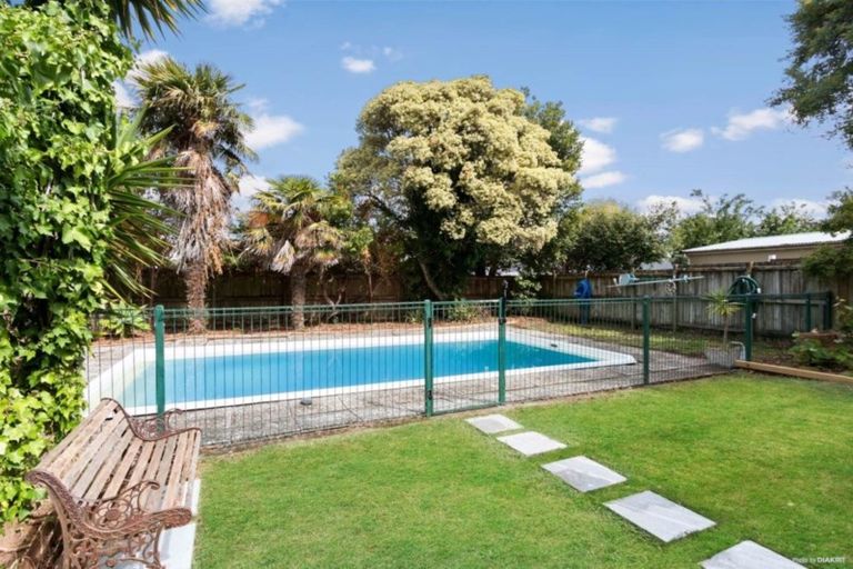 Photo of property in 63 Angelo Avenue, Howick, Auckland, 2014