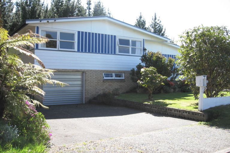 Photo of property in 4 Te Herekiekie Street, Turangi, 3334