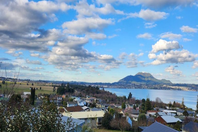 Photo of property in 17a Silich Street, Acacia Bay, Taupo, 3330