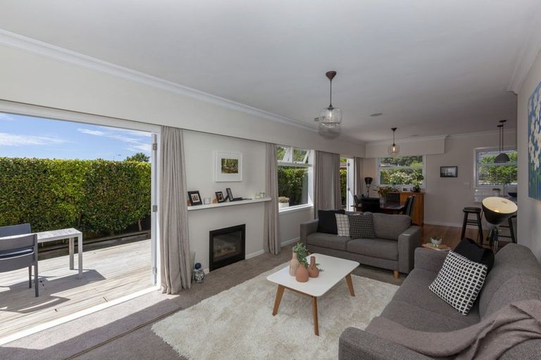 Photo of property in 14 Leybourne Avenue, Waikanae, 5036