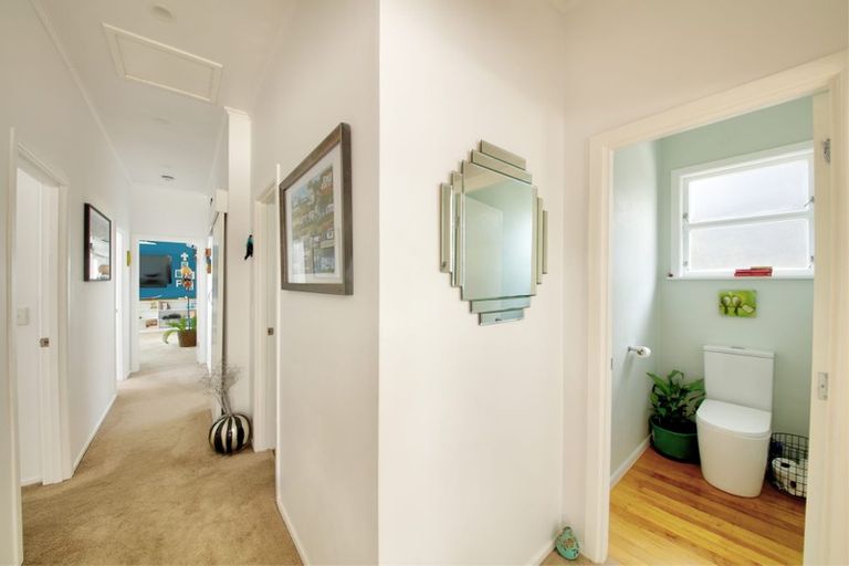 Photo of property in 368 Thames Coast Sh25 Road, Thornton Bay, Thames, 3575