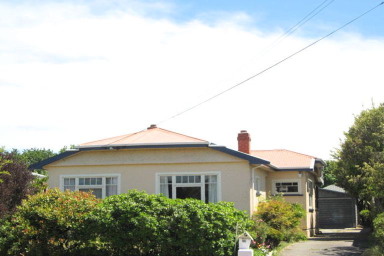 Photo of property in 27 Pannell Avenue, Wainoni, Christchurch, 8061
