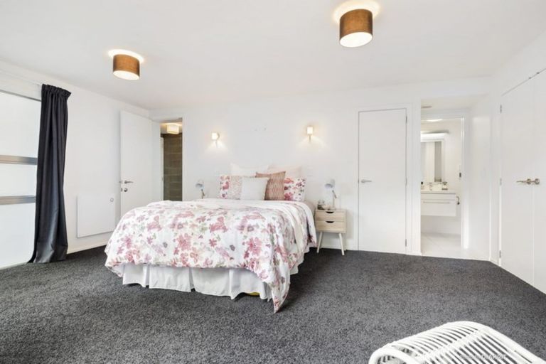 Photo of property in 528a Evans Bay Parade, Hataitai, Wellington, 6021