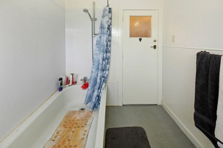 Photo of property in 8b Swan Street, Gore, 9710