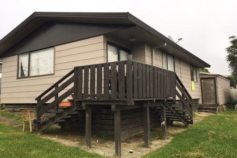 Photo of property in 2/59 Redcrest Avenue, Red Hill, Papakura, 2110