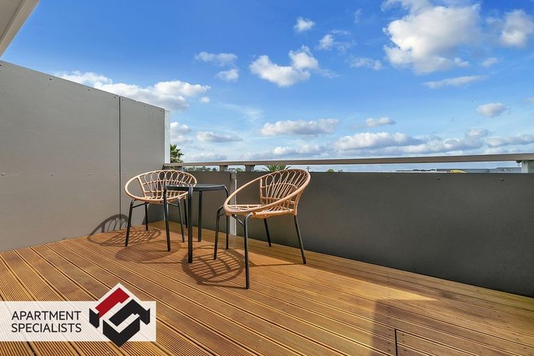 Photo of property in 325/26 Morningside Drive, Morningside, Auckland, 1025