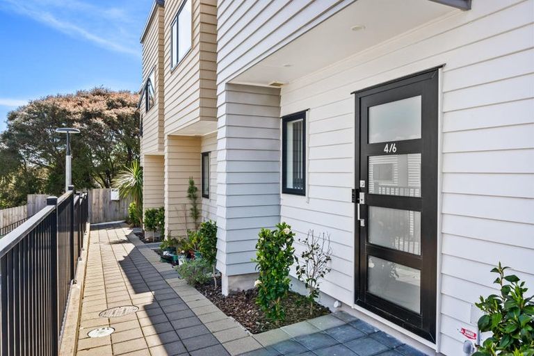 Photo of property in 4/6 South Pacific Place, Henderson, Auckland, 0612