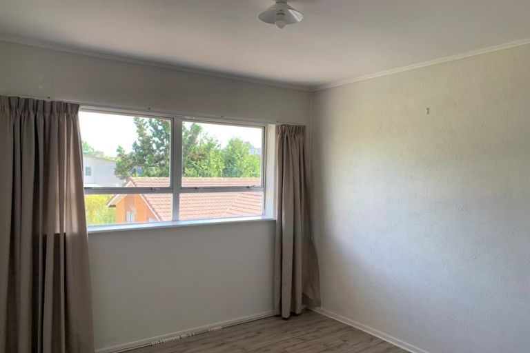 Photo of property in 3/44 Sunnyside Road, Sunnyvale, Auckland, 0612