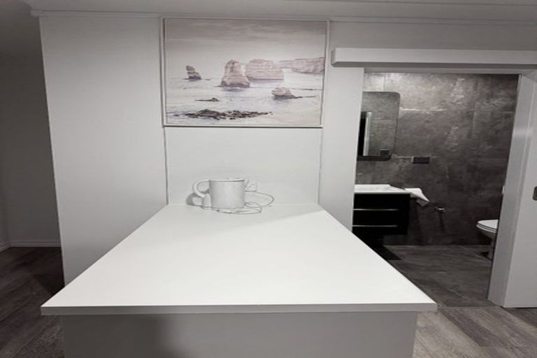 Photo of property in 79 Pemberton Avenue, Bayview, Auckland, 0629