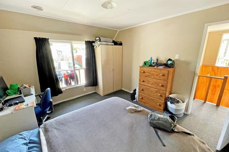 Photo of property in 439 Leith Street, North Dunedin, Dunedin, 9016