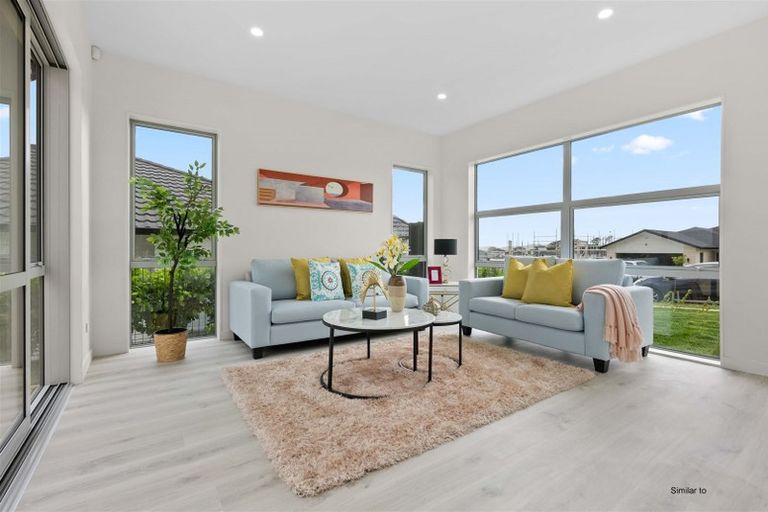 Photo of property in 60 Twin Parks Rise, Papakura, 2110