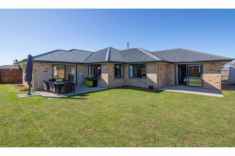 Photo of property in 20 Henley Close, Rolleston, 7614