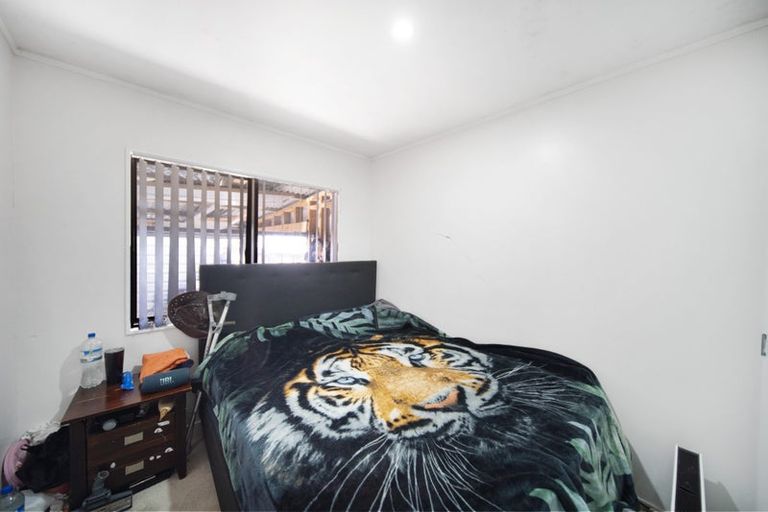 Photo of property in 178 Finlayson Avenue, Clendon Park, Auckland, 2103