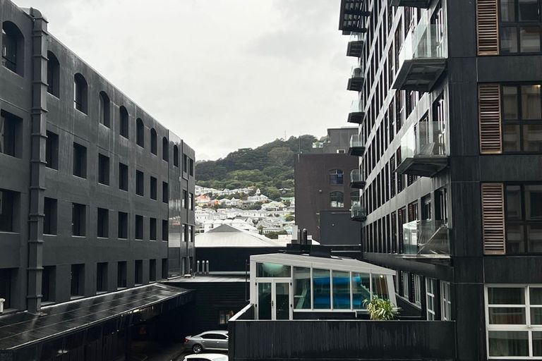 Photo of property in Monument Apartments, 2j/245 Wakefield Street, Te Aro, Wellington, 6011